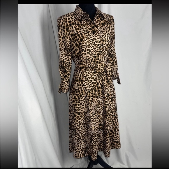 NWT Calvin Klein Leopard Print, 3/4 Sleeve, Belted, Button Down Shirt Dress - Picture 3 of 10